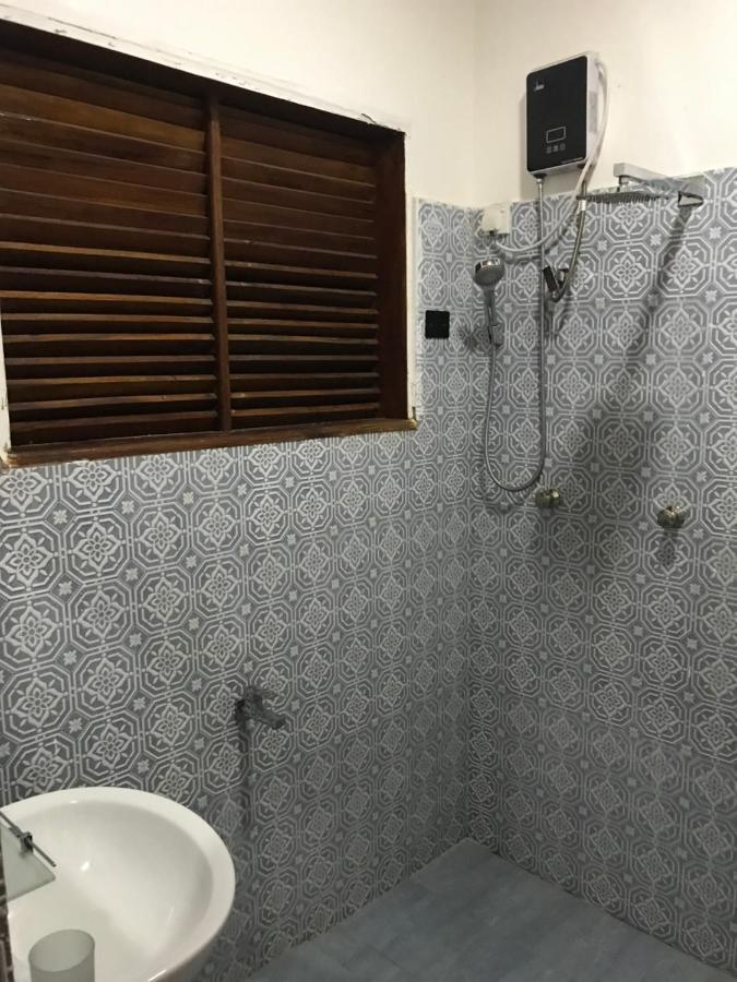Paris Garden Resort Trincomalee Exterior photo
